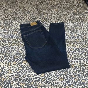 Women’s size 8 skinny/ankle